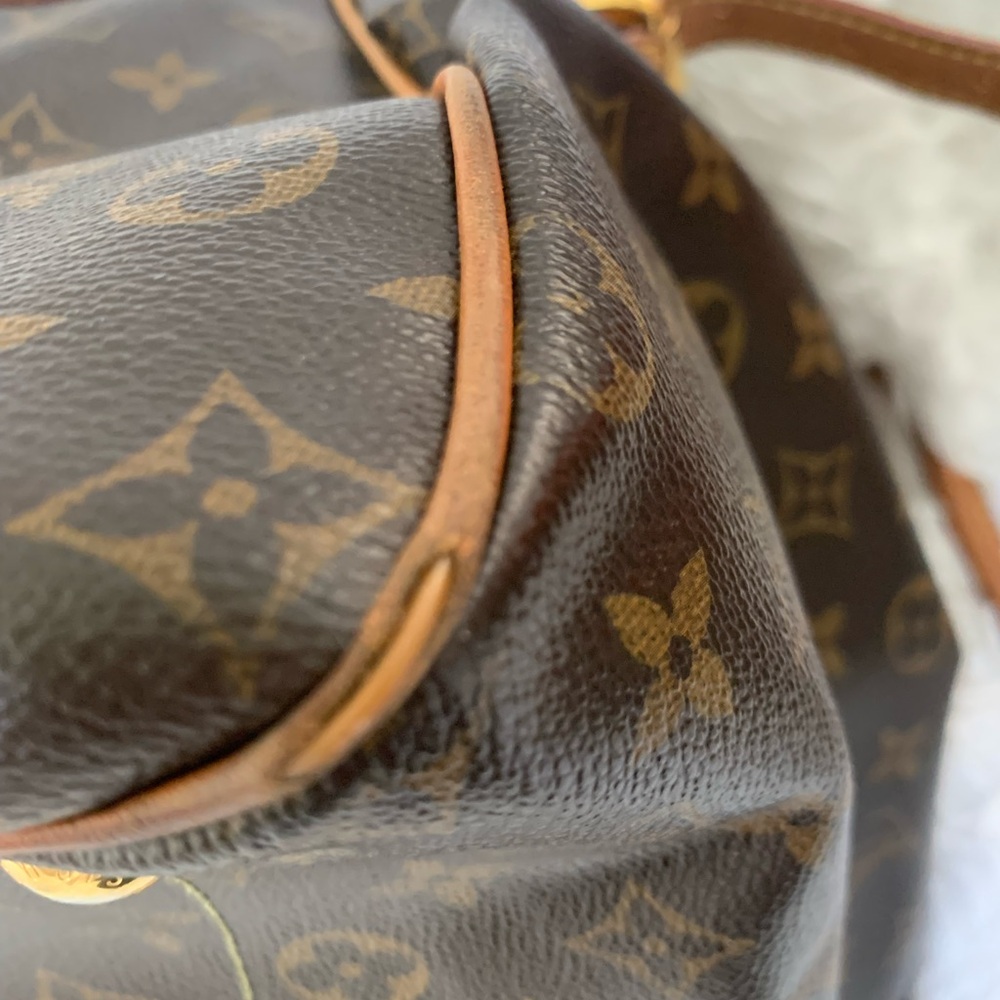 Louis Vuitton Tivoli GM Handbag - Picture 7 of 15